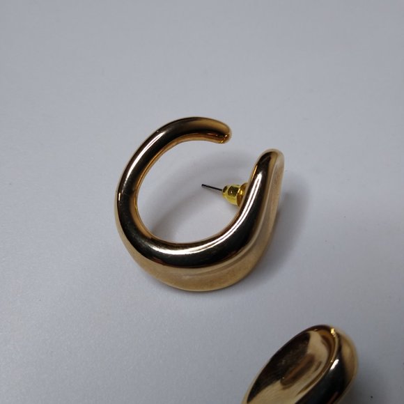 Vintage Heavy Metal U Shaped Stud Earrings - Picture 6 of 15